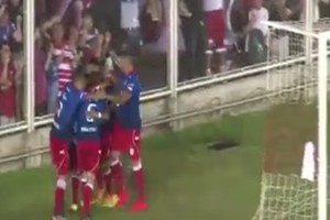 بالفيديو... هدف عابر للقارات في الدوري الأرجنتيني