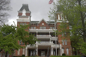 تطويق جامعة اوهايو لوجود قناص في الحرم الجامعي