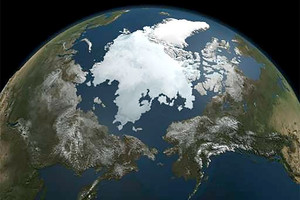 درجة حرارة قياسية في القطب الشمالي الواقع في 'حلقة مفرغة'