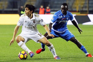 ميلان يفتقد بونافينتورا وفيرنانديز بسبب الإصابة أمام كروتوني بالدوري الايطالي