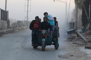 الأمم المتحدة: 4000 شخص وصلوا إلى غرب حلب بعد فرارهم من المناطق الخاضعة  للمعارضة