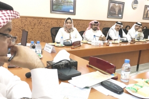 ﻿ بلديُّون يبحثون عن فتوى تُحرِّم نثر الطعام للحيوانات بقصد الثواب