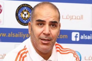 مدرب السيلية يحذر من قوة لخويا الهجومية قبل مباراتهما بالدوري القطري