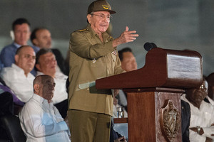 نقل رماد كاسترو لدفنه في سانتياغو دي كوبا