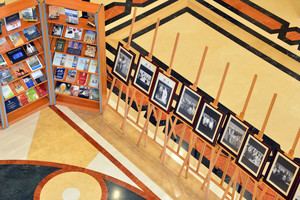 بالصور... مركز عيسى الثقافي يقيم معرضاً للكتب الإماراتية تزامناً مع اليوم الوطني الإماراتي