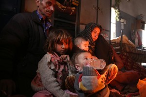 'الدفاع الروسية' تنفي ادعاءات بريطانيا بمنع موسكو 'إيصال مساعدات إنسانية إلى سكان حلب'