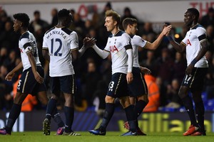 سندرلاند يضاعف محنة ليستر بالدوري الإنجليزي... وفوز توتنهام بخماسية