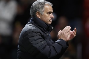 مورينهو يستبعد فوز يونايتد بالدوري الانجليزي هذا الموسم