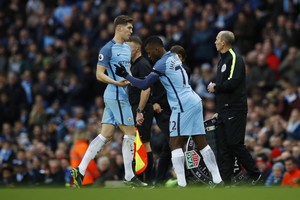 مدافع مانشستر سيتي ستونز: نتيجة مباراة تشلسي لا تعكس مستوانا