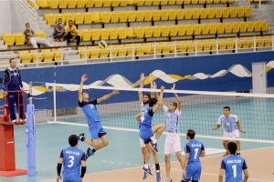 ﻿عالي يواصل انتصاراته... والأهلي يتأهل بصعوبة لثاني أدوار كأس اتحاد الطائرة