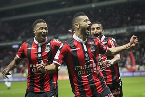 نيس يستعيد صدارة الدوري الفرنسي