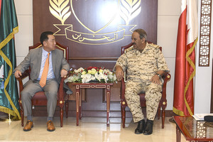 القائد العام يستعرض علاقات التعاون والتنسيق مع وفد عسكري كوري جنوبي