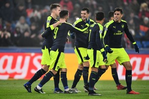 بالفيديو... أرسنال يكتسح بازل وسان جيرمان يتعادل مع لودوجوريتس في دوري أبطال أوروبا