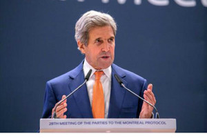 كيري: تغير الإدارة الاميركية لن يضر بالعلاقة 'القوية' مع حلف شمال الاطلسي