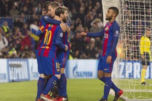 بالفيديو... فوز ساحق لبرشلونة في دوري أبطال أوروبا بفضل هاتريك لتوران