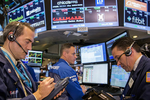 الأسهم الأميركية بلا تغير يذكر في بداية جلسة التداول