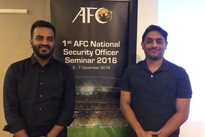 الزعابي ومصطفى يشاركان في ورشة مشرفي الأمن بـ'الآسيوي'