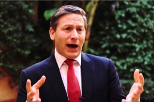 ﻿«المتحدث باسم الحكومة البريطانية»: وجود أكبر سفينة بريطانية في البحرين