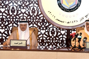 وزير الخارجية: لم ننوِ إعـلان الاتحاد الخليجي في «قمة المنامة... سنرد على رسالة إيران لأمير الكويت... ولا نــفكر في منع البضائع الإيرانية حالياً