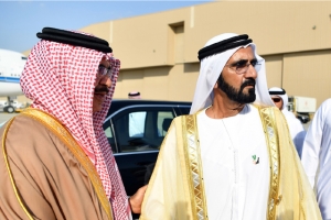 محمد بن راشد يغادر البلاد بعد مشاركته في القمة الخليجية