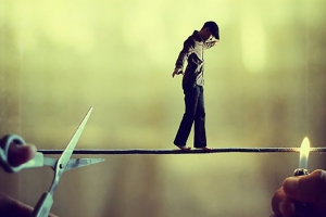 ﻿حَقِيقَيةٌ بعُيونِ اليَاسَمِين