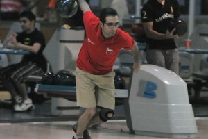 حامل اللقب الرفاع الشرقي يتمسك بالصدارة... وملاحقة من المنامة وقلالي