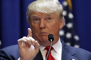 ترامب يدافع عن تعيين 3 جنرالات متقاعدين في إدارته الجديدة