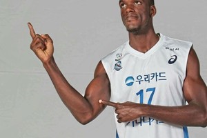 الكوبي اوسميل جديد 'طائرة النصر' هذا الموسم