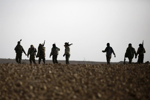 المعارضة السورية تتسلم مقترحا لمغادرة حلب والمتشددون يسيطرون على تدمر