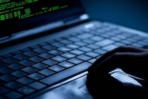 مراهق بريطاني يقر بسرقة بيانات شركة اتصالات عملاقة ومحاولة ابتزازها