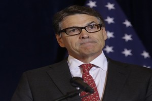 ترامب يعين ريك بيري وزيرا للطاقة