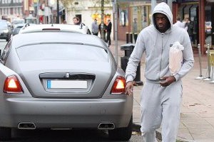 إيقاف 'توريه' عن القيادة 18 شهرًا و54 ألف إسترليني بسبب تناول 'الخمر'