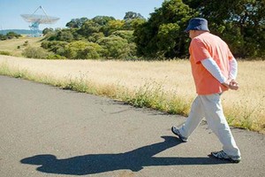 المشي يعزز الخصوبة لدى الرجال