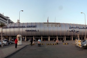 مصر تمنع ابن لاسامة بن لادن من دخول أراضيها... وترحله إلى تركيا