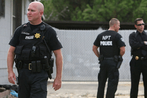 قتيل و5 مصابين جراء سقوط شجرة على حفل زفاف بكاليفورنيا