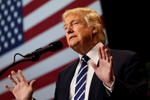 'غوغل'، 'فيسبوك'، 'أبل'، 'ميكروسوفت'، 'أوبر' و'تويتر'، يتعهدون بعدم المساعدة في بناء سجل لتعقب المسلمين