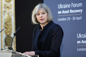 ماي: بريطانيا تحتاج إلى علاقة جديدة مع الاتحاد الأوروبي