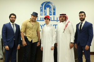 ثلاثة متسوقين محظوظين ينطلقون من 'سيتي سنتر البحرين' بسيارتَي 'ميني كوبر' و'سيتروين' ودراجة 'هارلي ديفيدسون' 