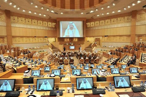 إمارة دبي تعتمد موازنة 2017 بعجز 2.5 مليار درهم