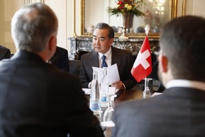 وزير الخارجية الصيني: العلاقات مع أميركا أمام أوجه غموض جديدة