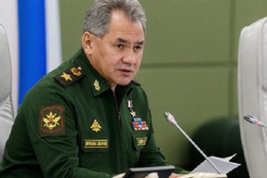 وزير الدفاع الروسي يبلغ بوتين بقرب التوصل لاتفاق هدنة في سورية