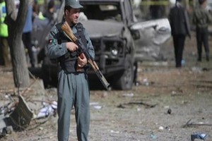 مقتل 5 مسلحين على الاقل وإصابة اثنين آخرين في غارة جوية جنوب أفغانستان