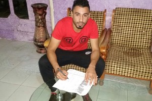 ﻿الشرقي يوقف اللاعب اليمني مدير عبدالرب