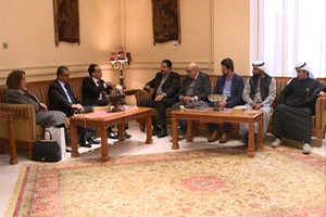 وزير الثقافة التونسي يزور مؤسسة البابطين الثقافية