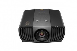 'بينكيو' تطلق أول جهاز عرض في العالم بتقنية 'DLP 4K UHD'