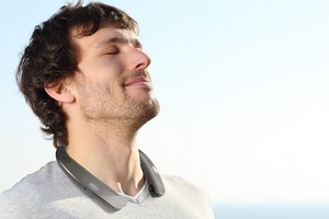 'إل جي' تكشف عن تشكيلة جديدة من سماعات الأذن اللاسلكية والقابلة للارتداء