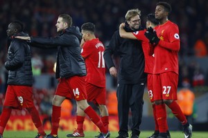 بالفيديو... ليفربول يتخطى مانشستر سيتي بهدف فاينالدوم ويمنح جماهيره هدية العام الجديد