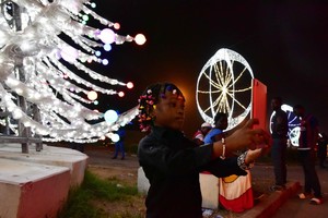 بالصور... العالم يستعد لاستقبال العام الجديد وسط اجراءات أمنية مشددة