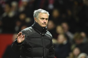 مورينهو: إصابة ابراهيموفيتش ستكون 'كارثة' ليونايتد