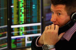 بورصتا ألمانيا وفرنسا تستهلان العام الجديد علي انخفاض